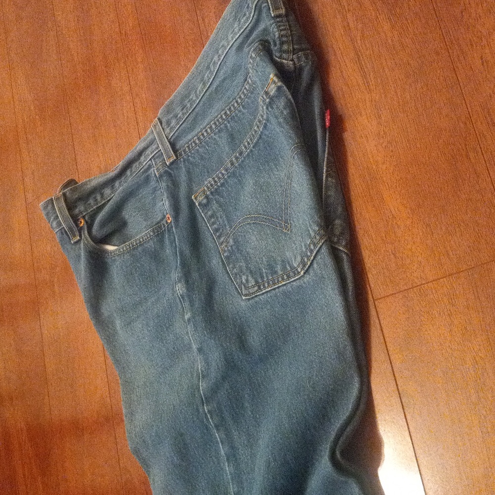 Levi jeans